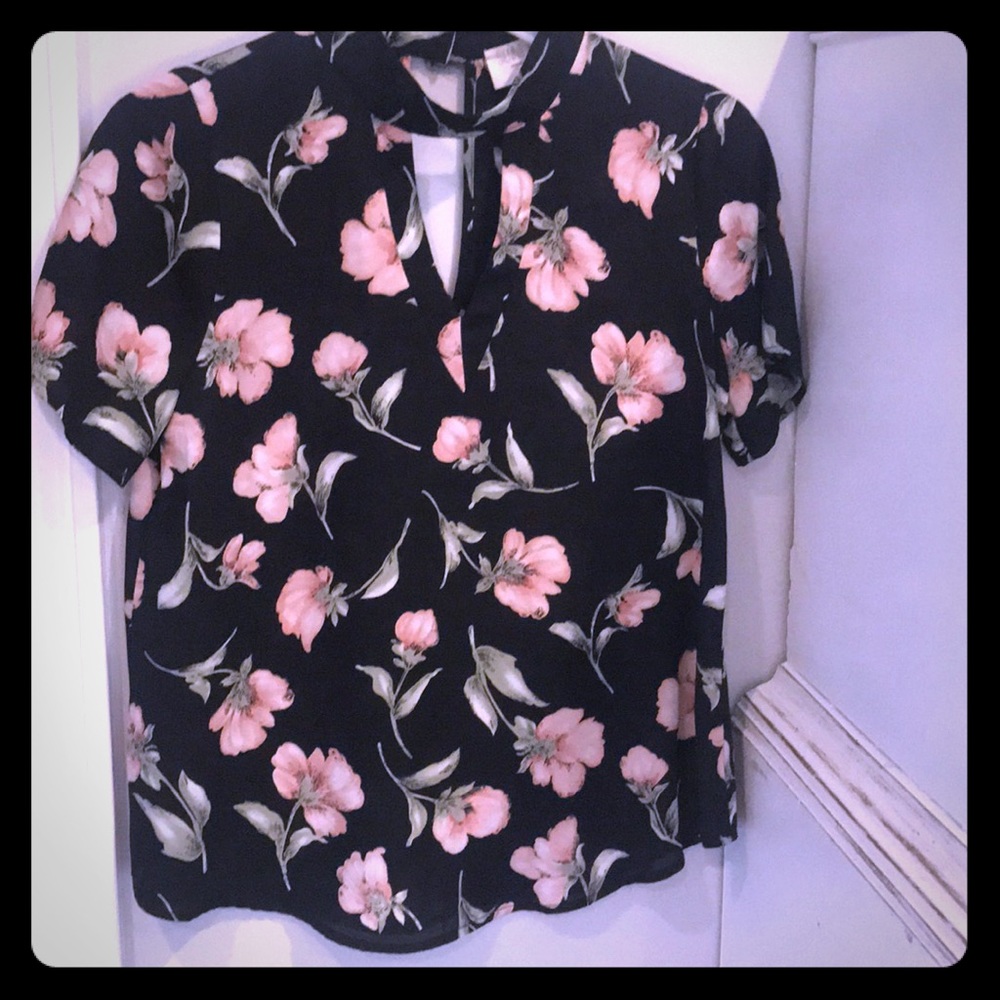 Open neck short sleeve blouse